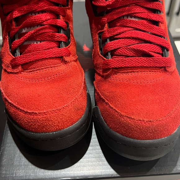 Air Jordan 5 Retro’s - Picture 2 of 6